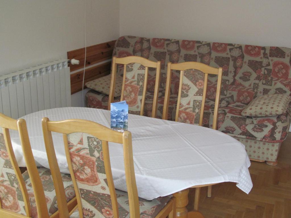 Bialy Dworek Zakopane Room photo
