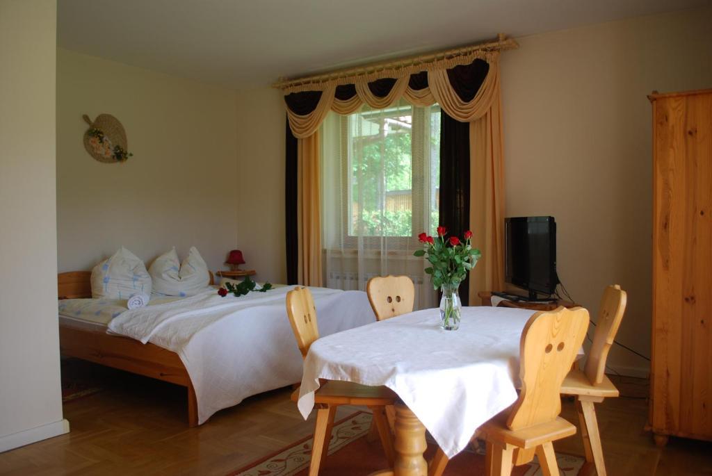 Bialy Dworek Zakopane Room photo